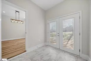 563 Clairidge Dr, Boiling Springs, SC 29316 - Photo 18