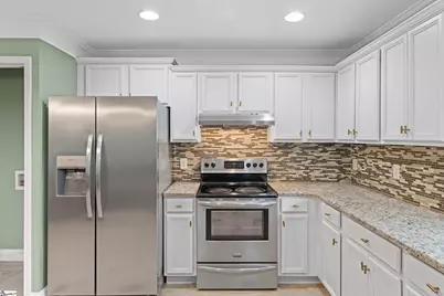 104 Pinonwood Court, Simpsonville, SC 29680 - Photo 8