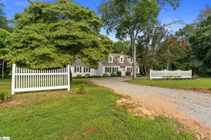 703 Mertie Dr, Seneca, SC 29678 - Photo 2