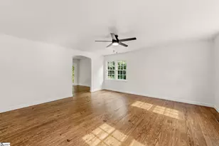 703 Mertie Dr, Seneca, SC 29678 - Photo 6