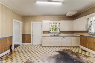 425 Pennsylvania Ave, Greer, SC 29650 - Photo 6