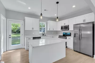 202 A W Wilburn Avenue, Greenville, SC 29611 - Photo 10