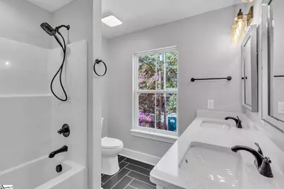 202 A W Wilburn Avenue, Greenville, SC 29611 - Photo 18