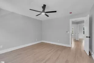 202 A W Wilburn Ave, Greenville, SC 29611 - Photo 16