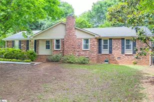 205 Southgate Cir, Piedmont, SC 29673 - Photo 2