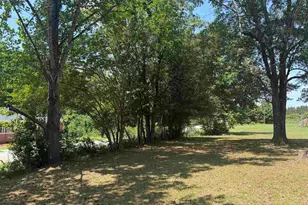 2060 Foster St, Chesnee, SC 29323 - Photo 2