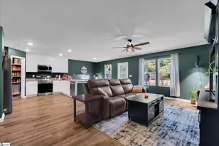 937 Hunters Trail, Anderson, SC 29625 - Photo 2