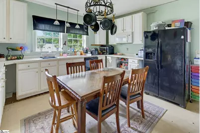 5761 Highway 357, Campobello, SC 29322 - Photo 10