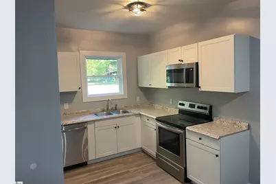210 Washborn Avenue, Pendleton, SC 29670 - Photo 6
