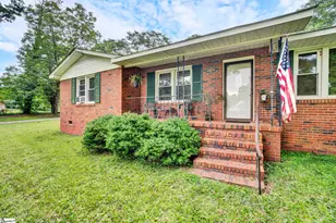202 Saluda Dr, Piedmont, SC 29673 - Photo 6