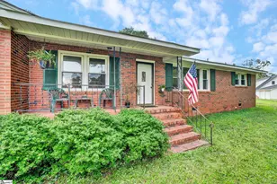 202 Saluda Dr, Piedmont, SC 29673 - Photo 14