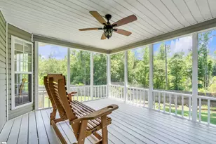8 Manor Ct, Simpsonville, SC 29681 - Photo 16