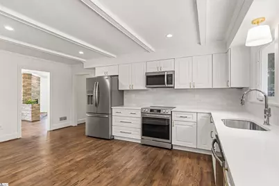 109 Stephens Lane, Greenville, SC 29609 - Photo 2
