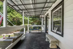 409 N Howard Ave, Landrum, SC 29356 - Photo 8