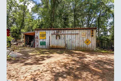 409 N Howard Avenue, Landrum, SC 29356 - Photo 34