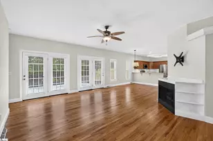 748 N Elm Ave, Landrum, SC 29356 - Photo 16