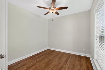 748 N Elm Avenue, Landrum, SC 29356 - Photo 28