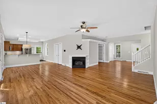 748 N Elm Ave, Landrum, SC 29356 - Photo 4
