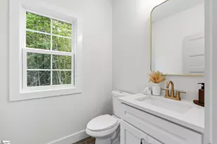 406 Point Rd, Westminster, SC 29693 - Photo 10