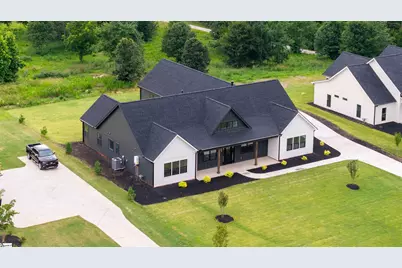 3392 Fairview Road, Fountain Inn, SC 29644 - Photo 4