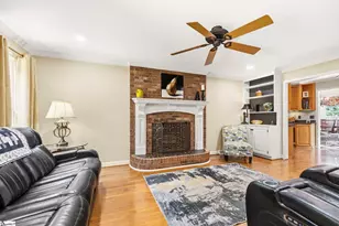 4 Brynhurst Ct, Greenville, SC 29615 - Photo 8