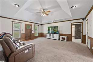 351 Knickerbocker Estate Dr, Fountain Inn, SC 29644 - Photo 10