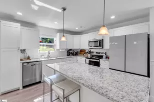 273 Lexington St, Chesnee, SC 29323 - Photo 8