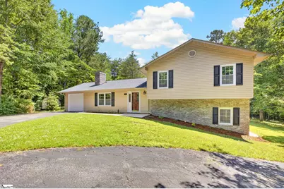 515 Hartwell Drive, Seneca, SC 29672 - Photo 1