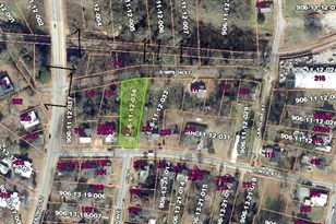302 Jones St, Laurens, SC 29360 - Photo 12