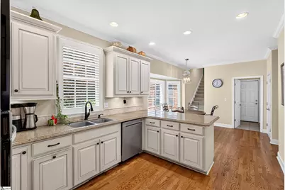 468 S Oakley Lane, Spartanburg, SC 29301 - Photo 8