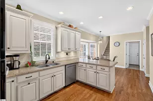 468 S Oakley Ln, Spartanburg, SC 29301 - Photo 8