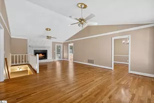210 Saratoga Dr, Greer, SC 29650 - Photo 12