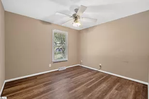 210 Saratoga Dr, Greer, SC 29650 - Photo 18