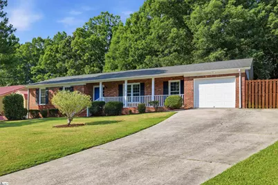 423 Indian Trail, Taylors, SC 29687 - Photo 2