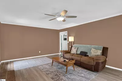 301 Mountain View Court, Greenville, SC 29611 - Photo 4