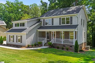 414 Phillips Ln, Greer, SC 29650 - Photo 2