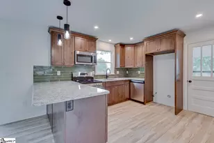 110 Charlton Cir, Easley, SC 29642 - Photo 14