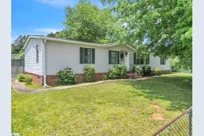 207 Wallace Drive, Easley, SC 29640 - Photo 1