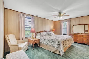207 Wallace Dr, Easley, SC 29640 - Photo 4