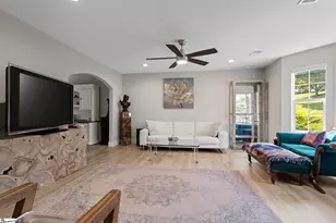 34 Perkins Ct, Greer, SC 29651 - Photo 4
