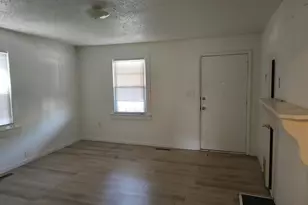 23 6th Ave, Greenville, SC 29609 - Photo 2