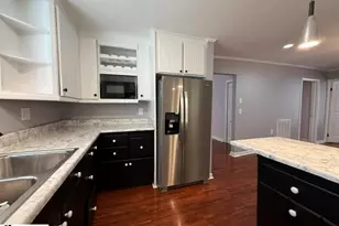 213 Magnolia St, Clinton, SC 29325 - Photo 14