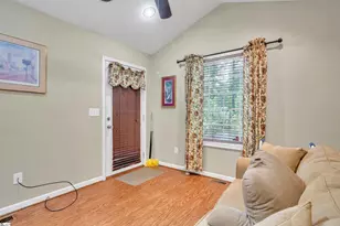 552 B S Buckhorn Rd, Greenville, SC 29609 - Photo 16