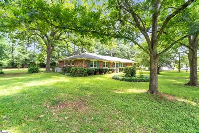 201 Calhoun Road, Belton, SC 29627 - Photo 6