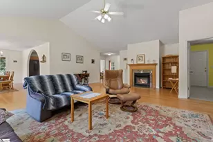 111 Dillard Rd, Duncan, SC 29334 - Photo 2