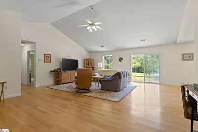 111 Dillard Road, Duncan, SC 29334 - Photo 16