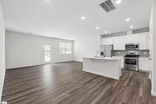 293 E Compass Wy, Easley, SC 29640 - Photo 2