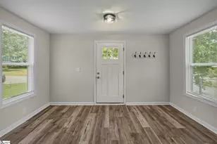 206 Carey Ave, Greer, SC 29651 - Photo 2