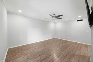 311 W Earle St, Greenville, SC 29609 - Photo 8