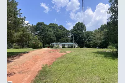 221 Welborn Road, Pickens, SC 29671 - Photo 1